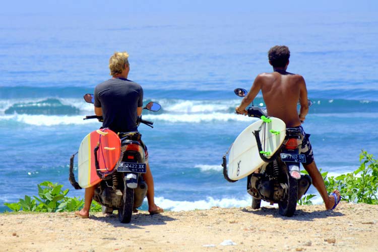 comment-entrer-sortir-spot-surf-nusa-dua-bali