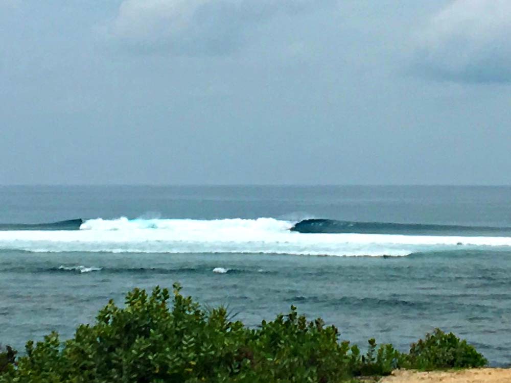 temple-lefts-nusa-dua-spot-surf-bali