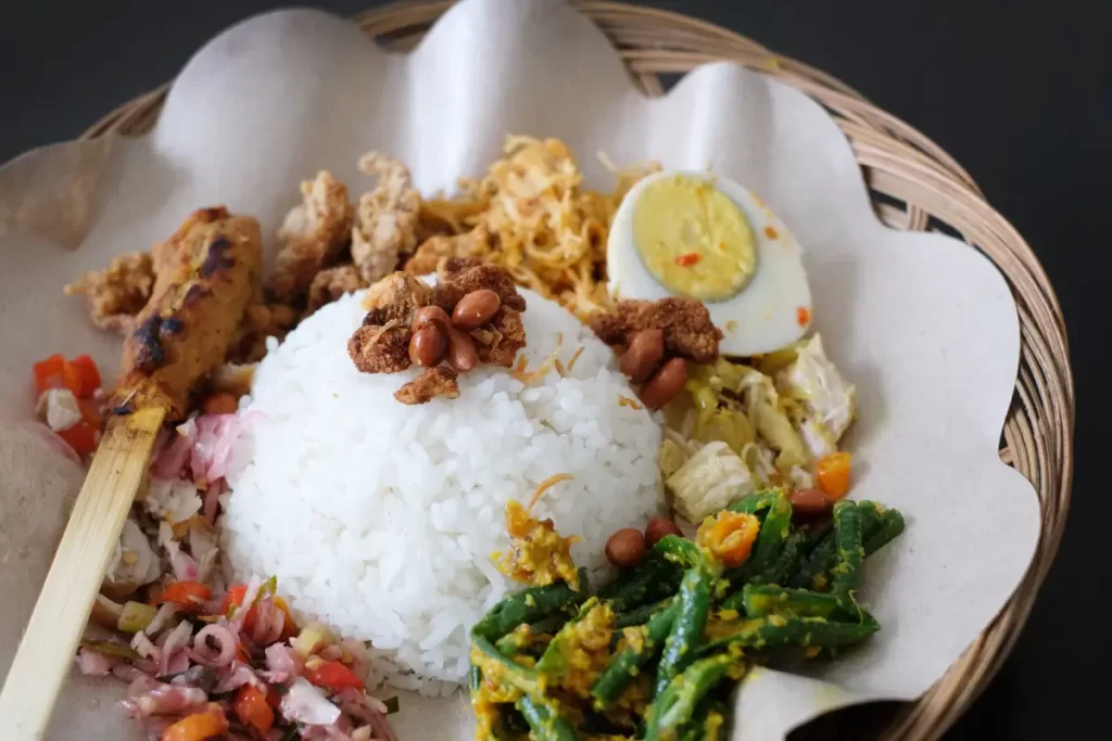 nasi campu bali